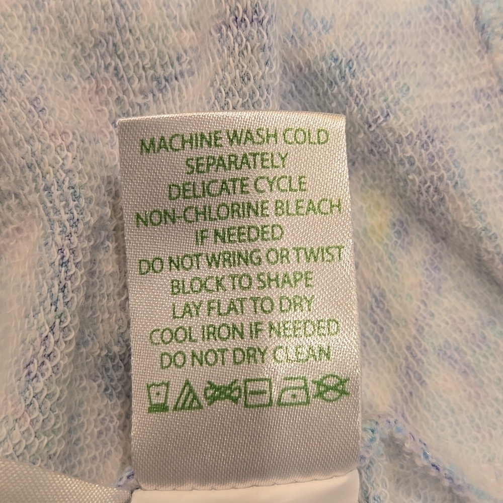 LILLY PULITZER CAPTAIN POPOVER IN " TORTUGA TIME PRINT" UPF 50+. SIZE LARGE. - Picture 5 of 10